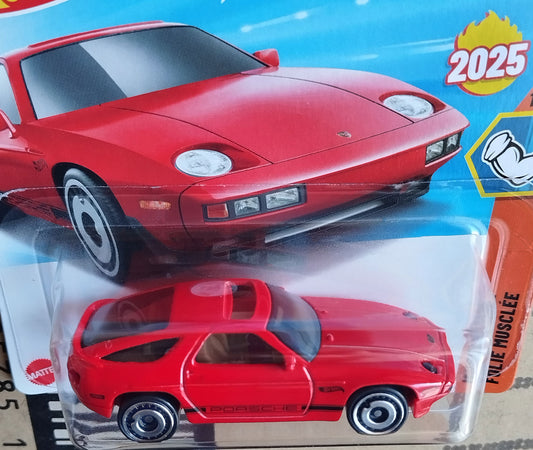 Hot Wheels 1983 Porsche 928S Red Sports Car Die-Cast Model 1:64