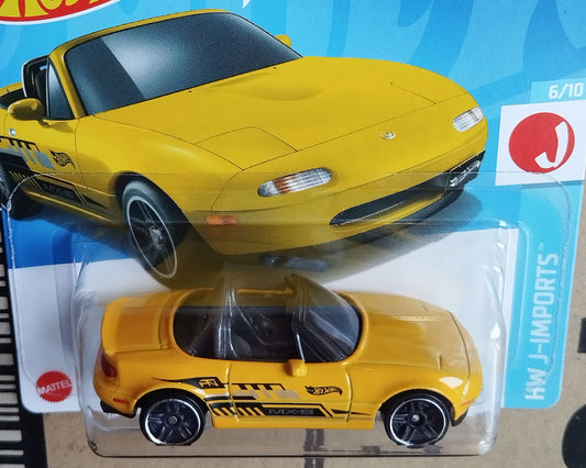 Hot Wheels 1991 Mazda MX-5 Miata Yellow Die-Cast Model 1:64 HW J-Imports
