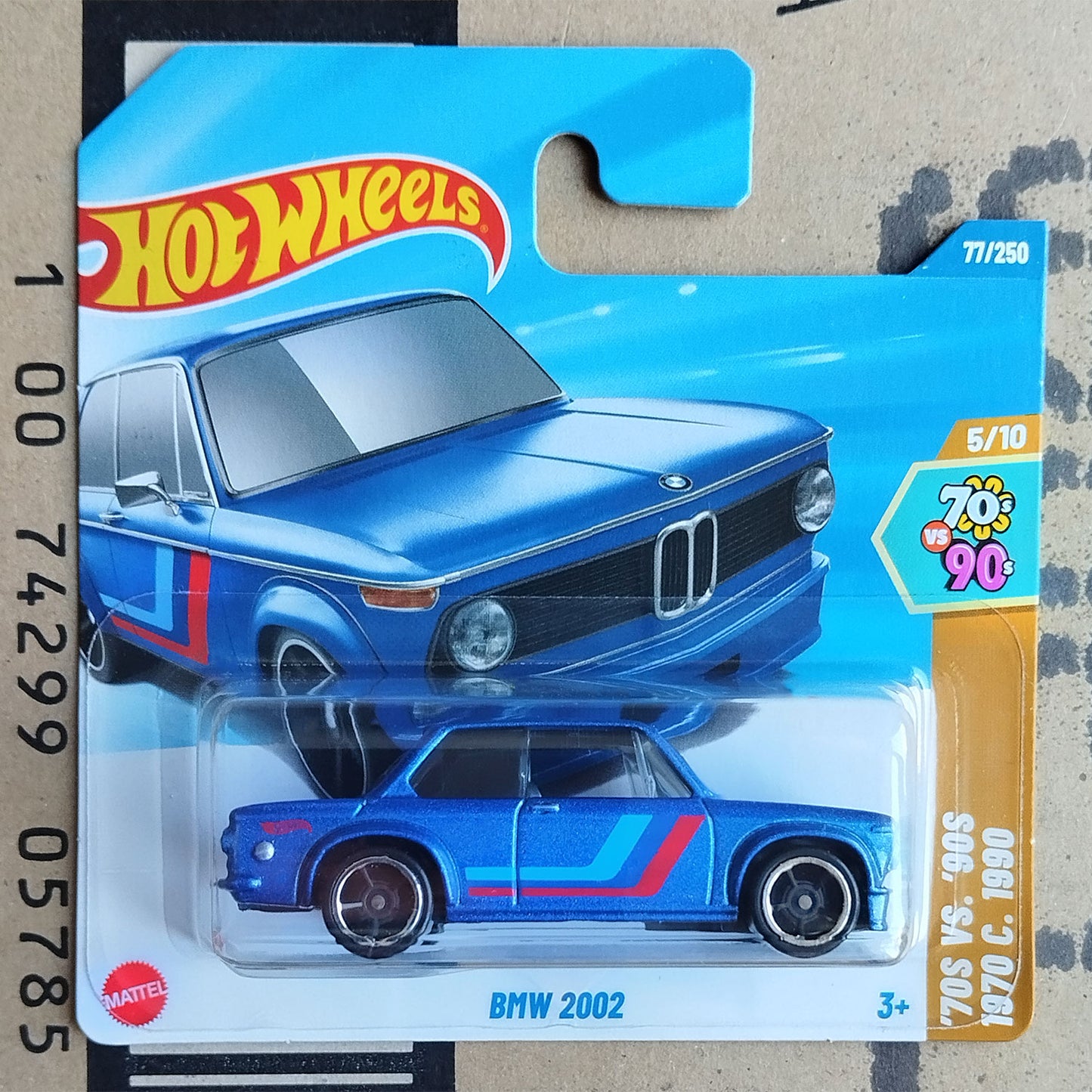 Hot Wheels BMW 2002 Blue Classic Sports Sedan Die-Cast Model 1:64 70s vs 90s
