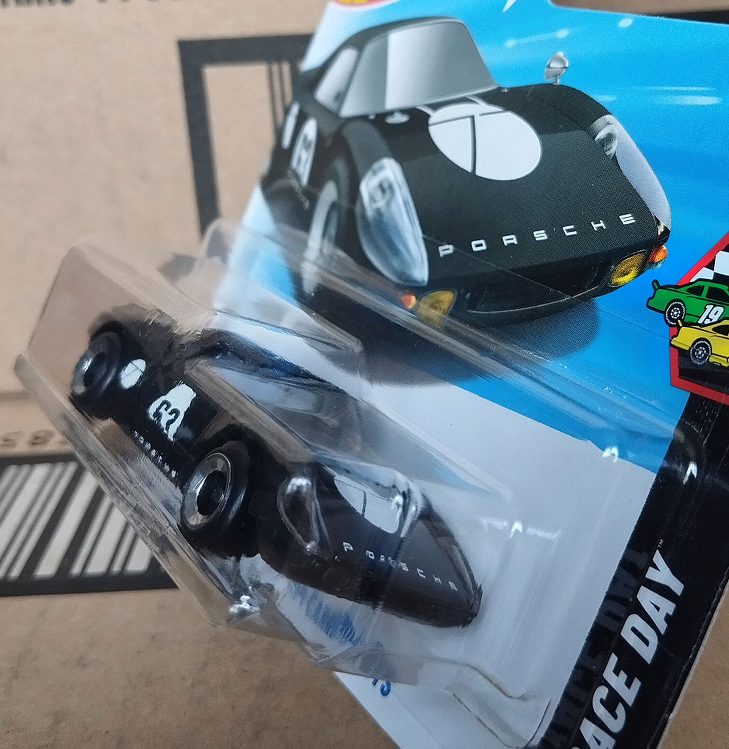 Hot Wheels Porsche 904 Carrera GTS Black Race Day 1:64 Diecast Model