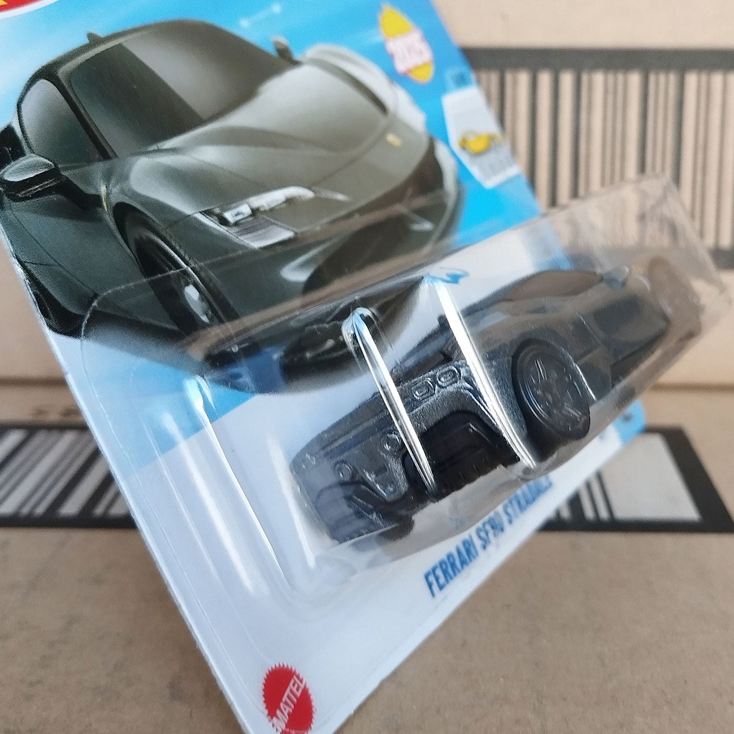 Hot Wheels Ferrari SF90 Stradale Set – 3 Collectible 1/64 Diecast Ferrari Cars