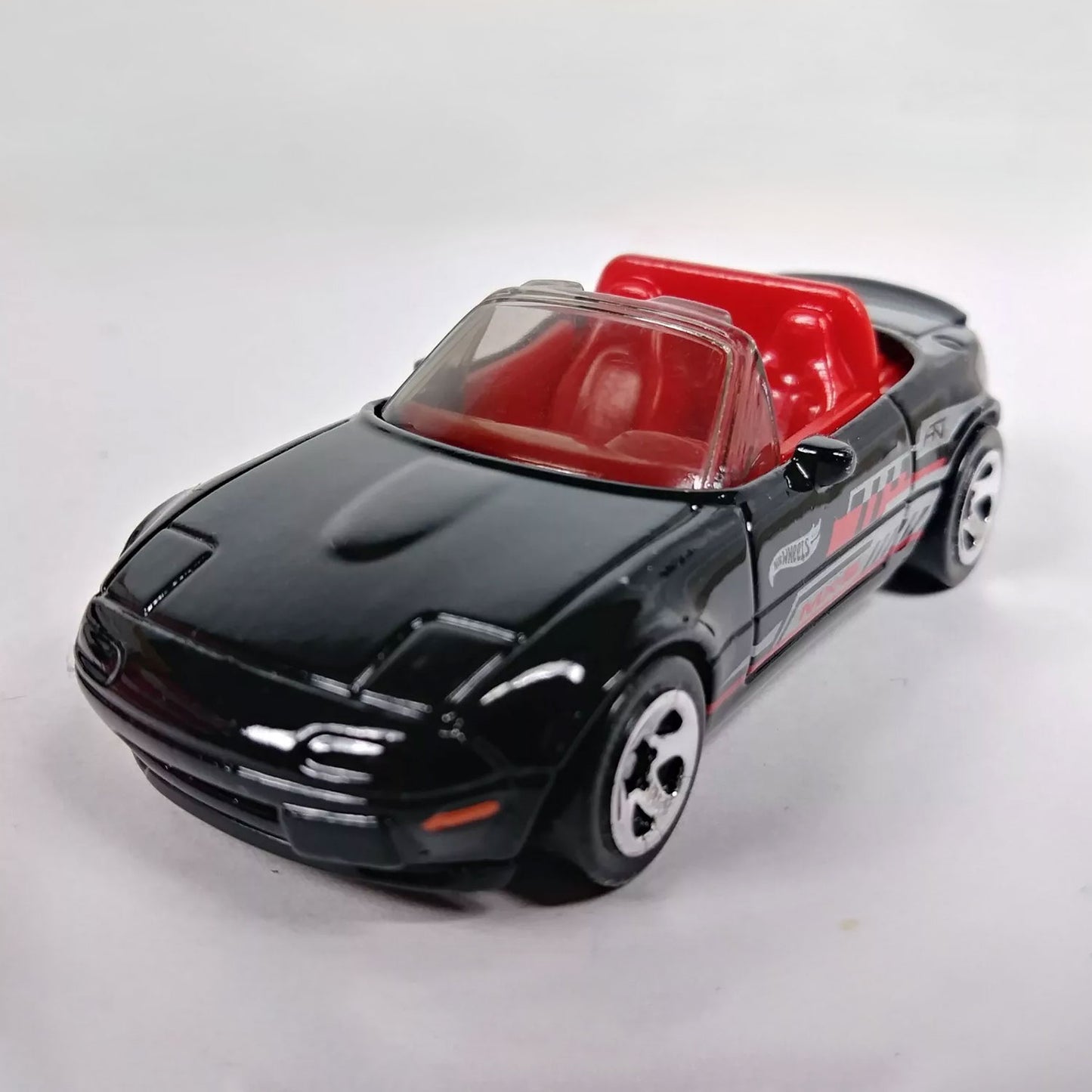 Hot Wheels 1991 Mazda MX-5 Miata Black Die-Cast Model 1:64 HW J-Imports