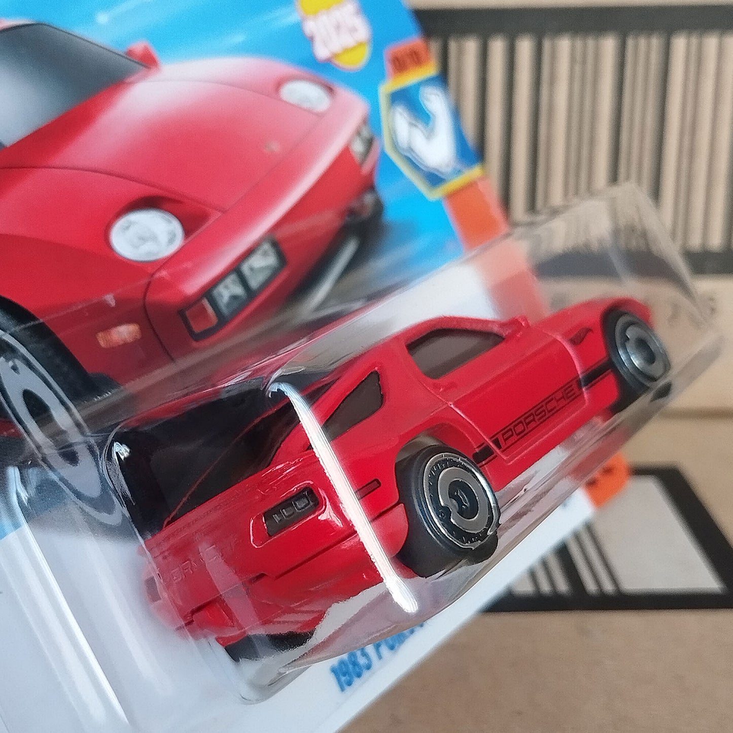 Hot Wheels 1983 Porsche 928S Red Sports Car Die-Cast Model 1:64