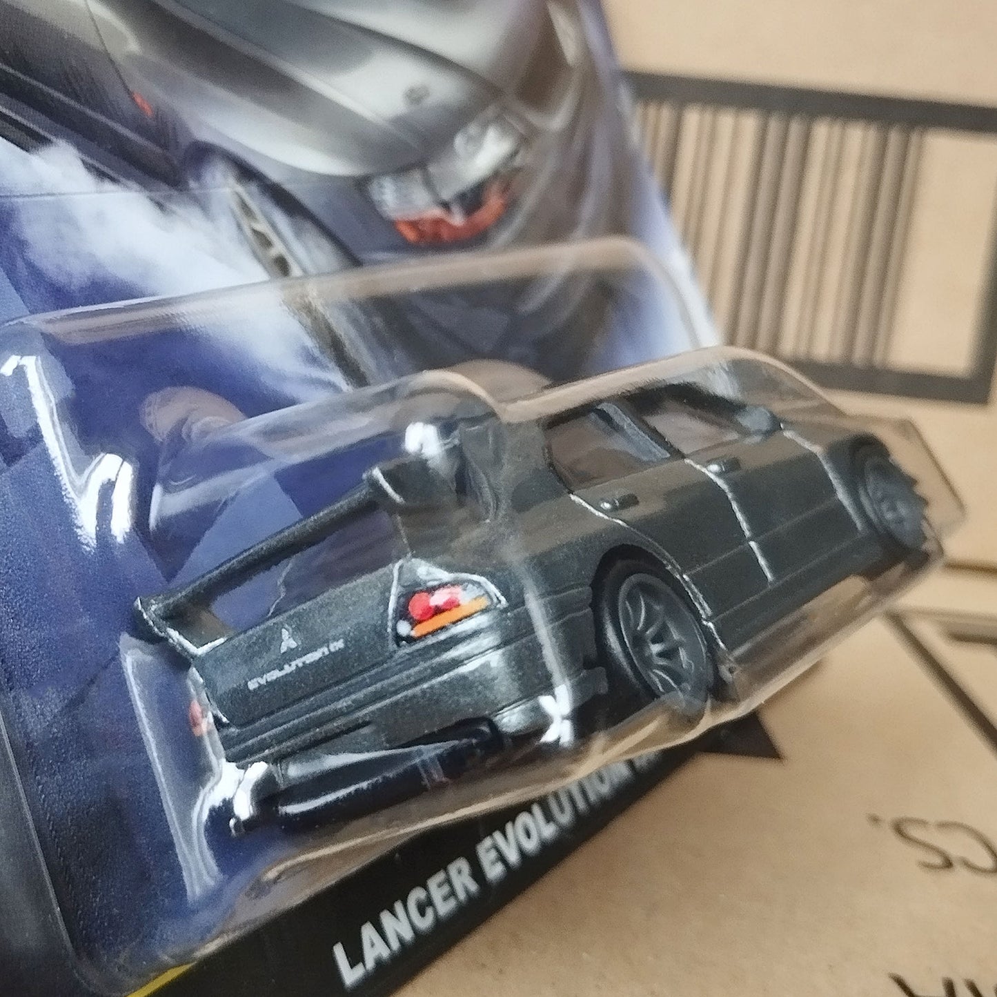 Hot Wheels Premium Mitsubishi Lancer Evolution IX Ronin Run II Die-Cast Model 1:64 Car Culture