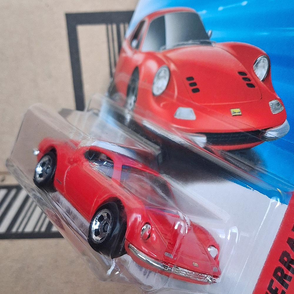 Hot Wheels Dino 206 GT Red Ferrari-Inspired Sports Car Die-Cast Model 1:64 Ferrari