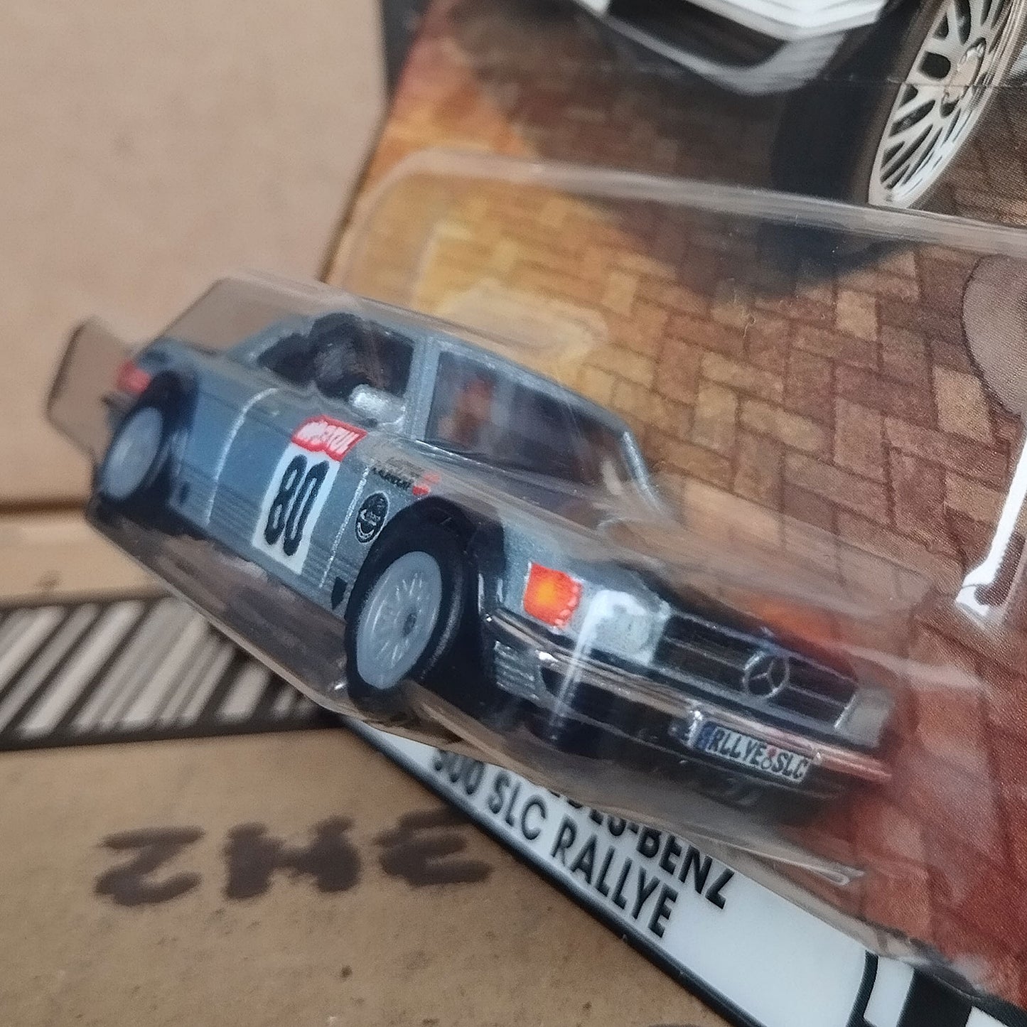 Premium Hot Wheels Boulevard 1980 Mercedes-Benz 500 SLC Rallye Die-Cast 1:64 Scale Model
