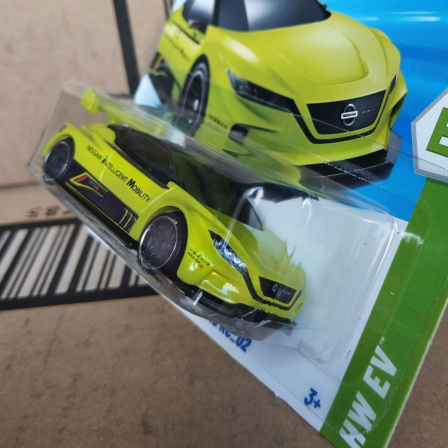 Hot Wheels Nissan Leaf NISMO RC_02 Green HW EV 1:64 Diecast Model