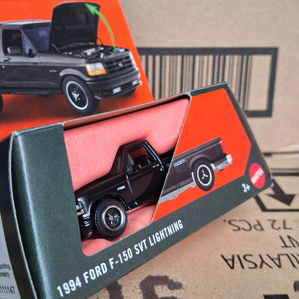 Matchbox Moving Parts 1994 Ford F-150 SVT Lightning Black Pickup Truck 1:64 Die-Cast Model