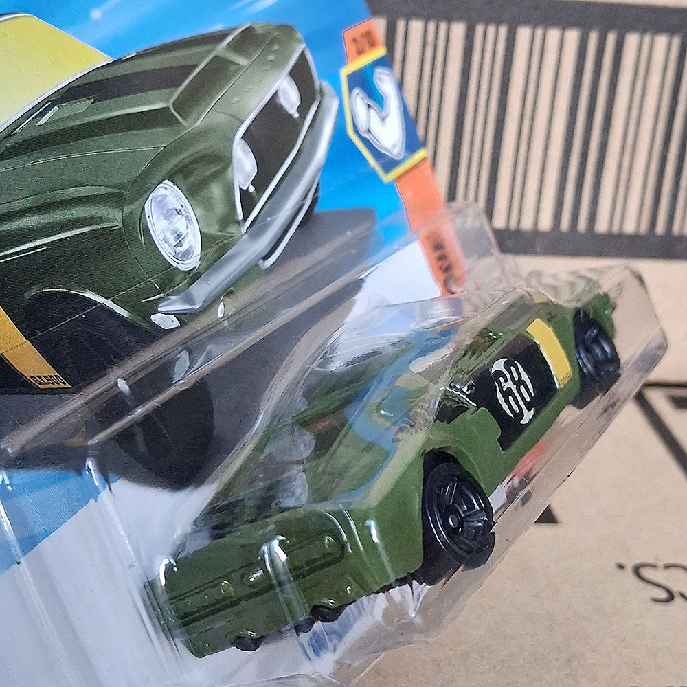 Hot Wheels ’68 Shelby GT500 Green American Muscle Diecast Car 2026