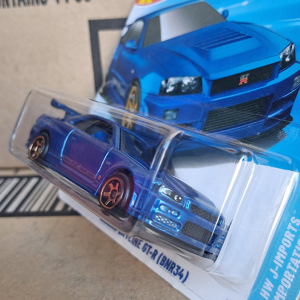 Hot Wheels Nissan Skyline GT-R BNR34 Blue JDM Diecast Model 1:64 Gold Wheels