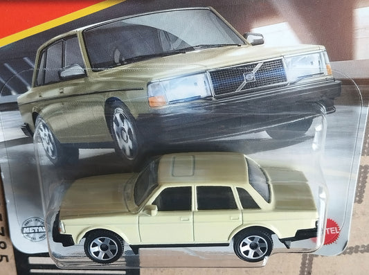 Matchbox 1986 Volvo 240 Diecast 1/64 Scale Vintage Car Model