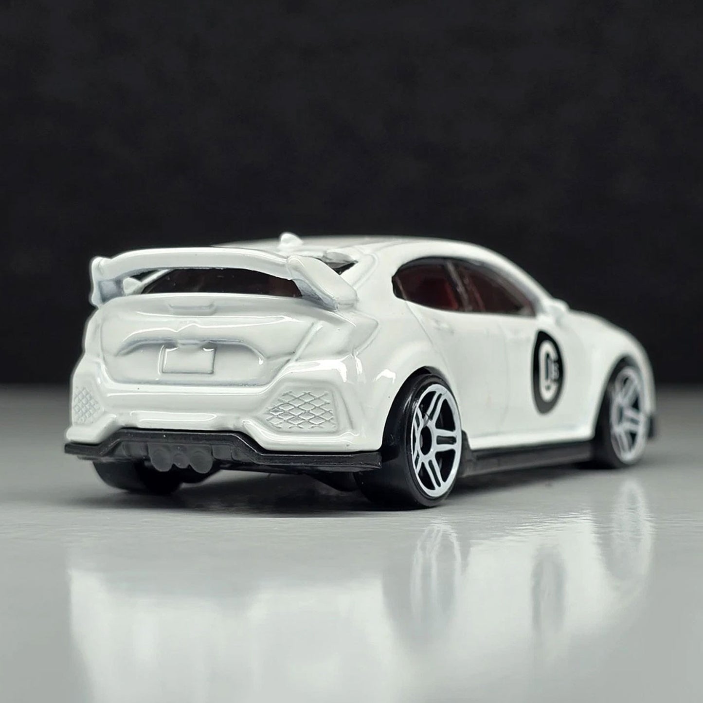 Hot Wheels 2018 Honda Civic Type R White Nightburnerz 1:64 Diecast Model Car