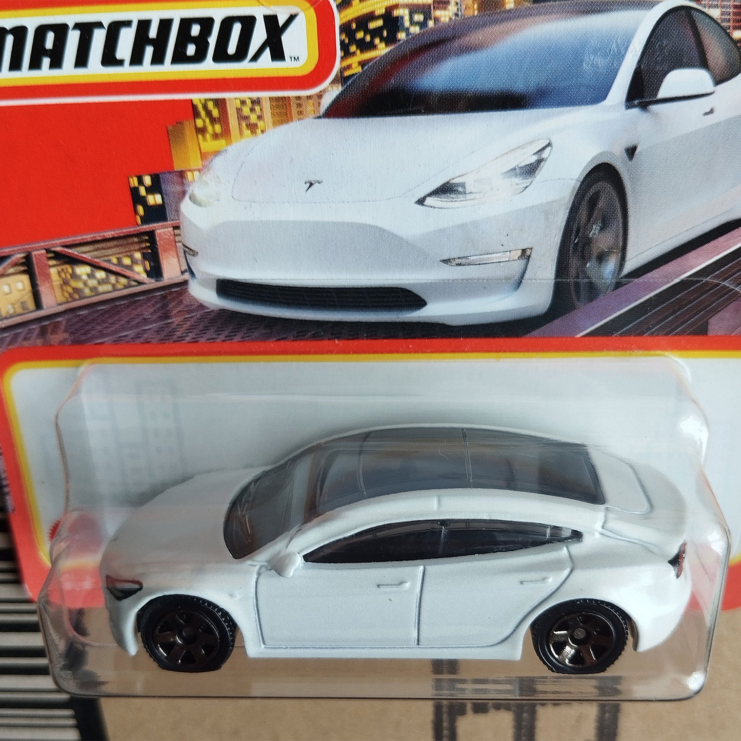 Matchbox Tesla Model 3 White Diecast Electric Car 1:64 Collector