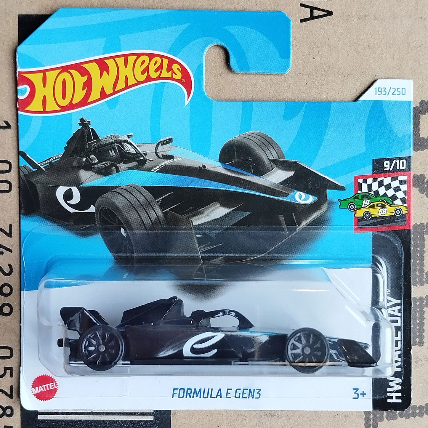 Hot Wheels Formula E Gen3 Electric Race Car Die-Cast Model 1:64 HW Race Day